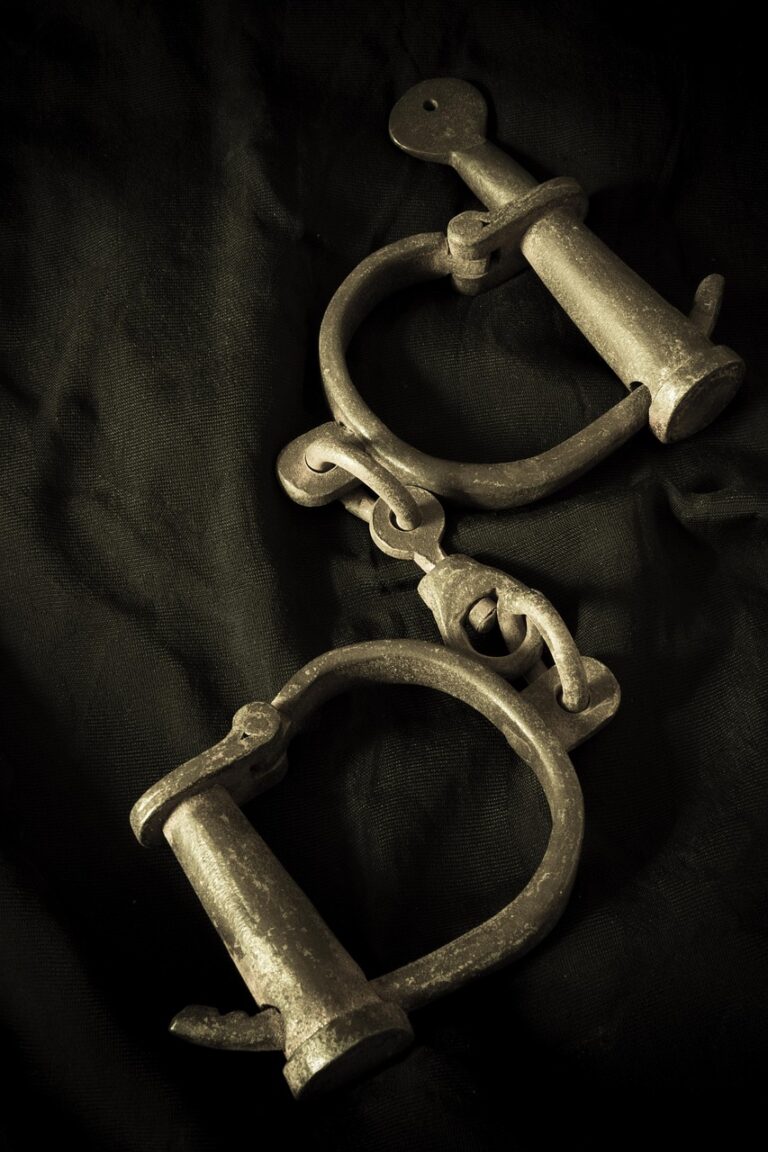 handcuffs, punishment, crime, law, criminal, justice, arrest, metal, guilt, cuff, monochrome, old, black law, black metal, black old, handcuffs, handcuffs, punishment, punishment, punishment, guilt, guilt, guilt, guilt, guilt, cuff, cuff, cuff